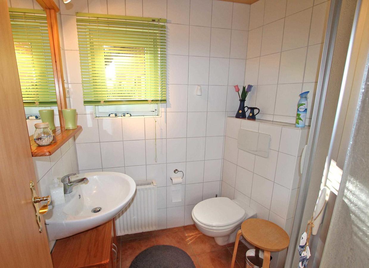 Ferienhaus Mit Separater Wohnung Waren See 9441 Waren (Mueritz) Exterior photo